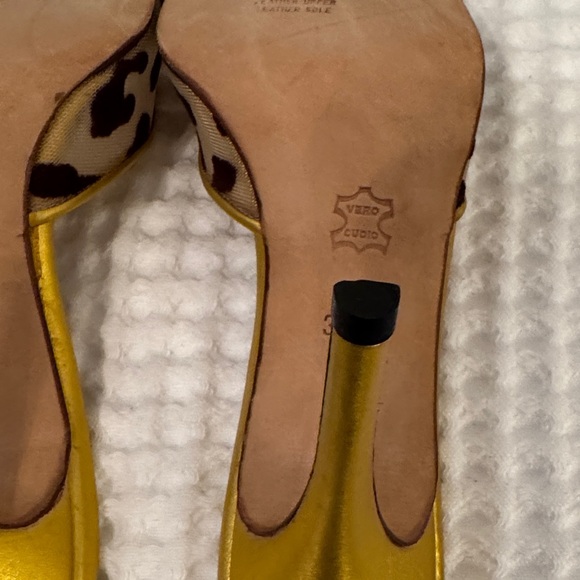 Manolo Blahnik Yellow and Brown Leopard Heels - Picture 7 of 14